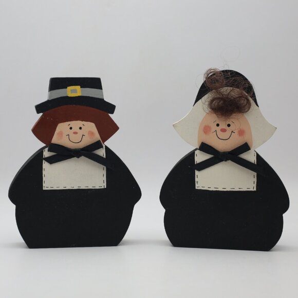 2 Vintage Wooden Pilgrim Thanksgiving Decorations - Picture 1 of 7